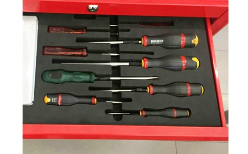 RFID智能工具柜提升生產工具管理效率